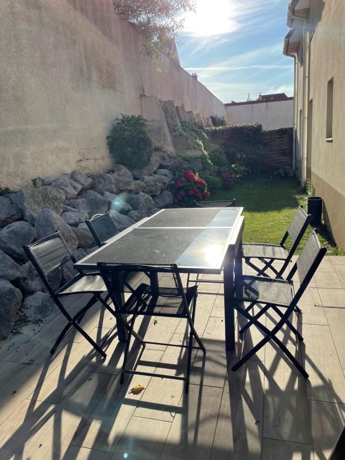 Villa Louise - Appartement Spacieux Proche Digue Avec Jardin Wimereux Exterior foto